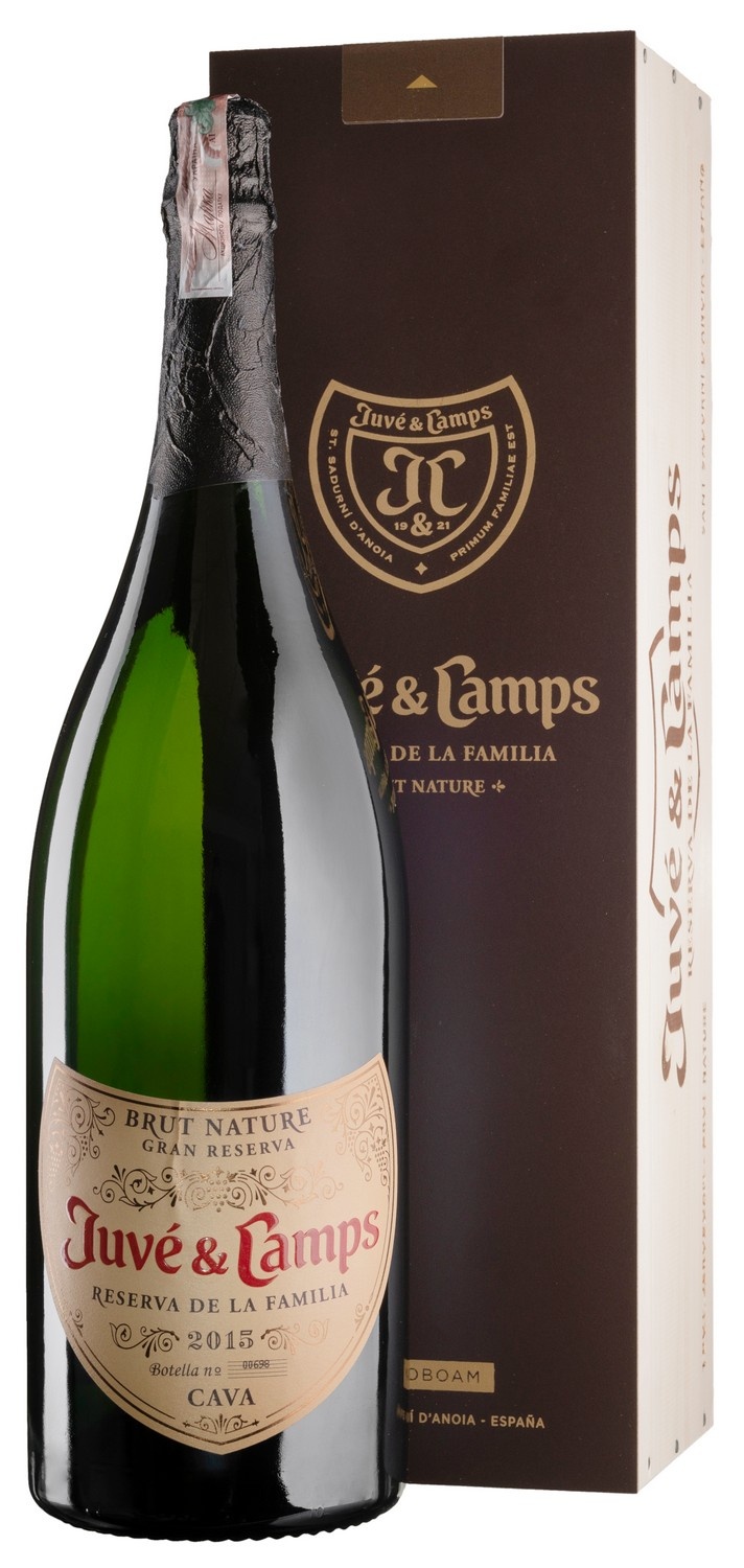 Juve y Camps Reserva de la Familia Gran Reserva Brut Nature, 3L Set 6 bottles