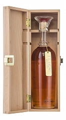 Bepi Tosolini Most Uve Miste and Grappa Aged in Alier Legni Decanter